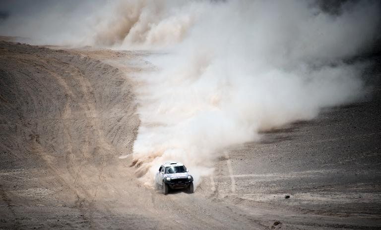 Catarí Al-Attiyah logra cuarto triunfo y se afianza como líder en el Dakar