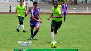 Alberto Quiñones encendido en la pretemporada con Cafetaleros