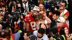 NFL: Taylor Swift dona 100.000 a familia de víctima de tiroteo