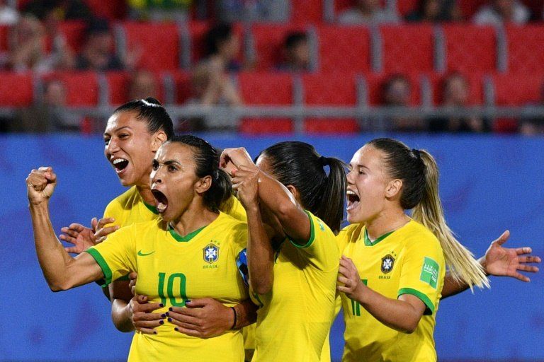 La brasileña Marta, máxima goleadora histórica en Mundiales, masculinos y femeninos