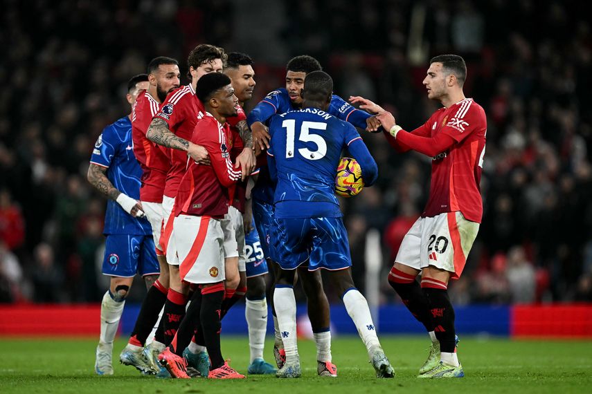 Premier League: Manchester United y Chelsea repartieron puntos