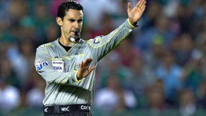 César Ramos Palazuelos pitará el Panamá - USA en reemplazo de Roberto García
