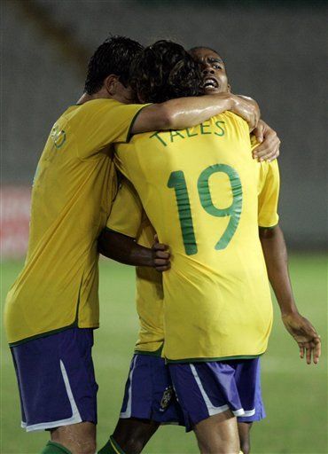 Sub20: Brasil supera 3-2 a Uruguay en el hexagonal final