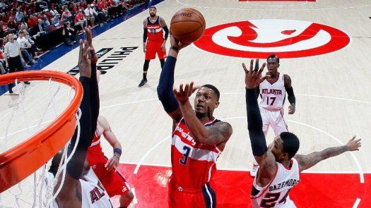 Los Wizards arrancan al frente en semifinales del Este al vencer a Atlanta Hawks