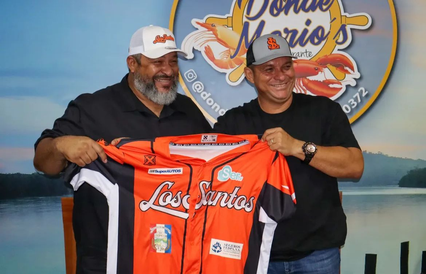 Béisbol Mayor 2026: Los Santos oficializó la llegada del mánager Carlos Lee III