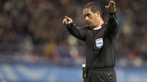 Mexicano Orozco le pitará por tercera vez a Panamá en esta eliminatoria