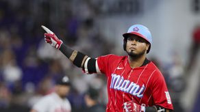 MLB: Luis Arráez pierde caso de arbitraje con Marlins