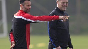 Giggs pide a Man United alegría en la cancha