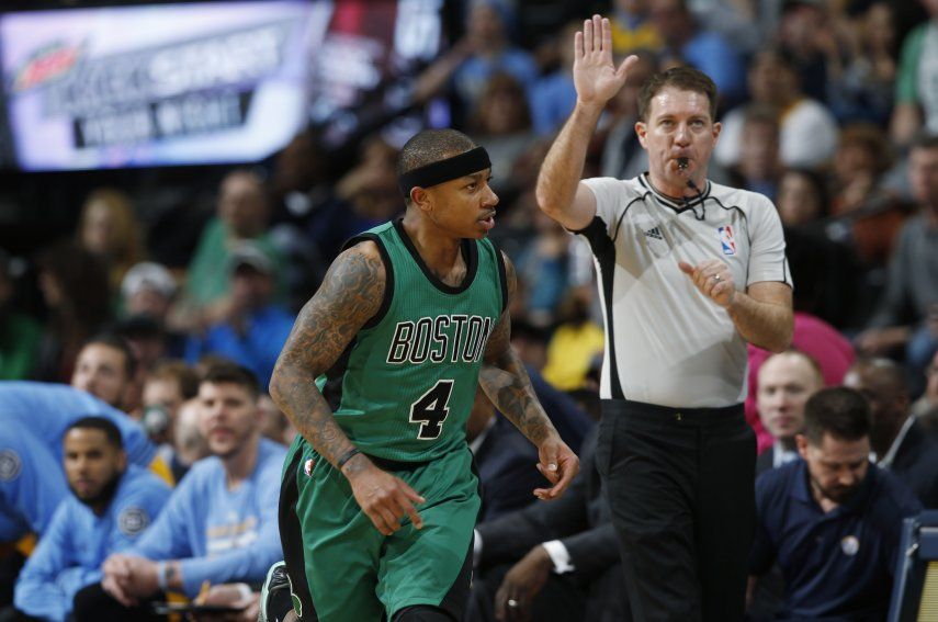 Thomas aporta doble doble en triunfo de Celtics