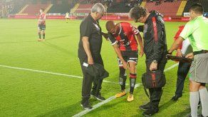 Se lesiona Roberto Chen en su debut con Alajuelense