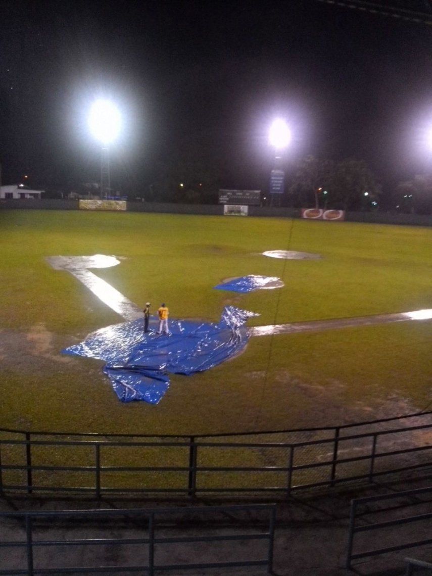 Partido Herrera vs. Bocas del Toro suspendido por lluvia