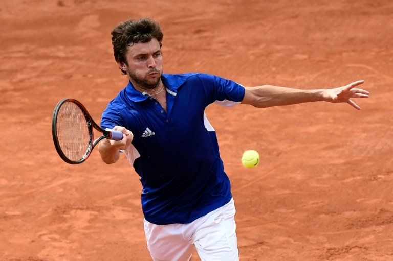 Gilles Simon supera la primera ronda de Montecarlo