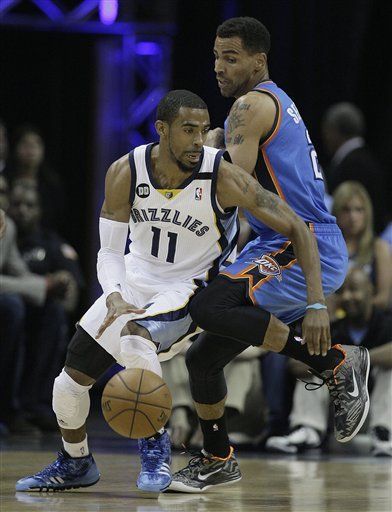 Grizzlies gana en TE y toma ventaja de 3-1