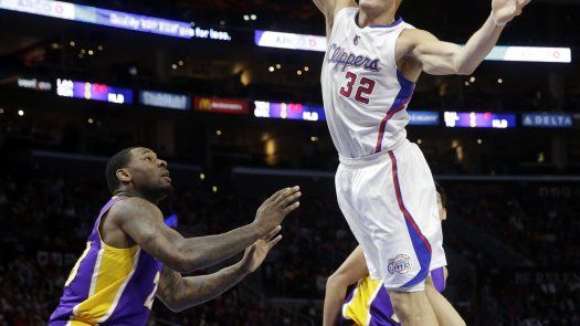 Clippers se imponen a Lakers 2 veces en 48 horas