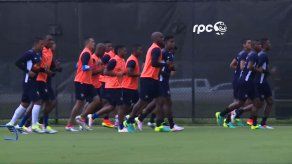 Panamá entrena en medio de una tormenta eléctrica