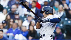 MLB: Ex de los Yankees firma por un rival de la división