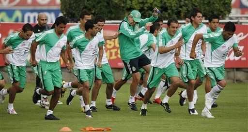 Mundial: México y El Salvador por un triunfo en el Cuscatlán