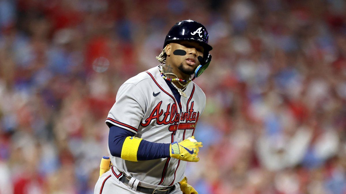 MLB: Ronald Acuña Jr presenta una irritación en el menisco