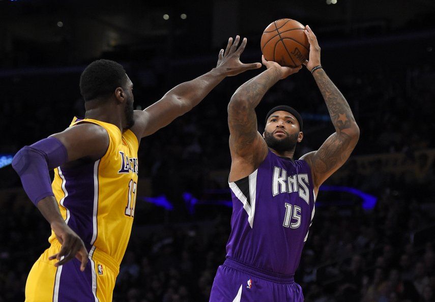 Con 36 puntos de Cousins, Kings superan de nuevo a Lakers