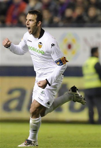 Villarreal supera 3-1 al Valladolid con goles del brasileño Nilmar