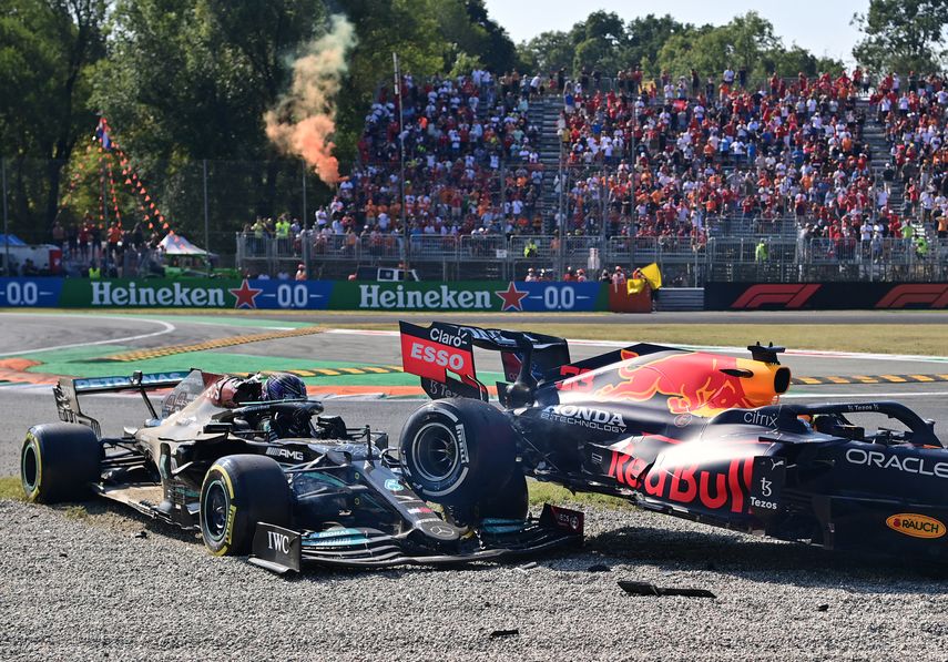 Verstappen y Hamilton quedan fuera del GP de Italia