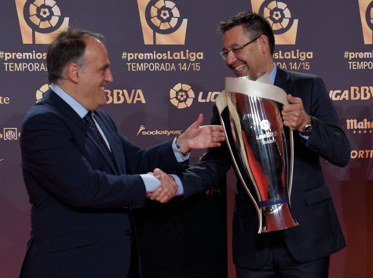 España recupera el fútbol en Navidad 25 años después