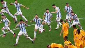 Los jugadores de Argentina y de Países Bajos se las tuvieron durante y después del partido.