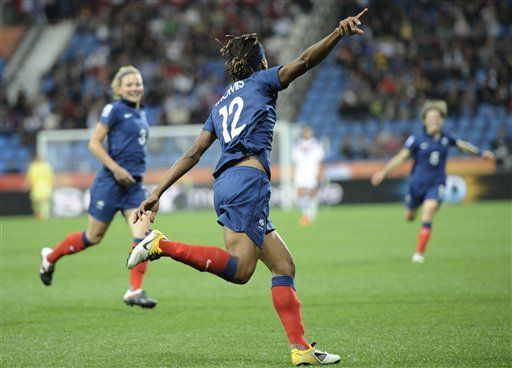 Alemania y Francia avanzan en mundial femenino