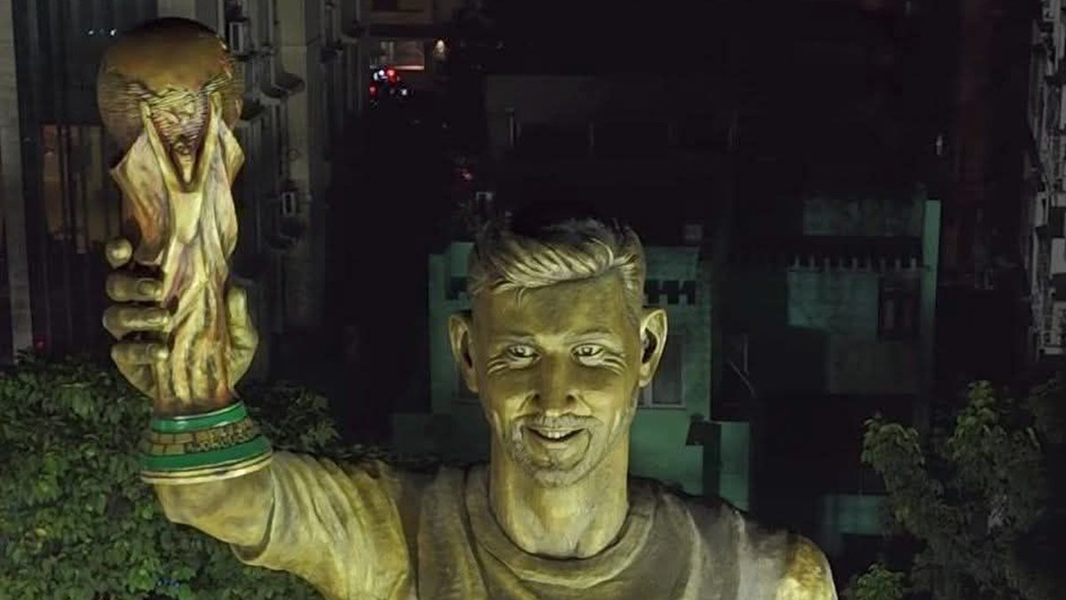 ¡IMPRESIONANTE! Lionel Messi llegó a India para inaugurar estatua dedicada al argentino ¡IMPRESIONANTE! Lionel Messi llegó a India para inaugurar estatua dedicada al argentino