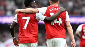 Premier League: Arsenal supera al Fulham con un brillante Bukayo Saka