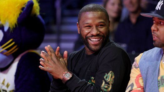 Floyd Mayweather Jr busca firmar a púgil que vio acción en París 2024