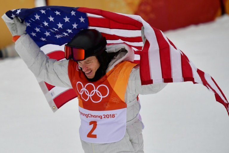 Shaun White gana su tercer oro olímpico en snowboard halfpipe
