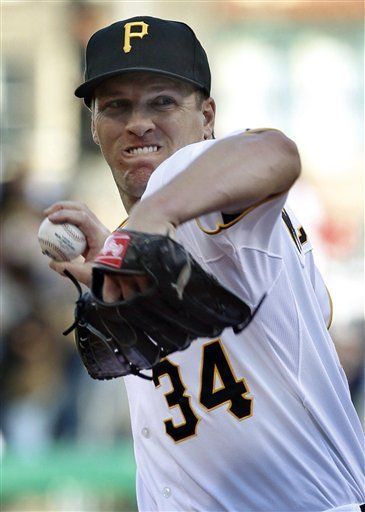 MLB: Piratas 3, Filis 2; novato McCutchen luce en la loma