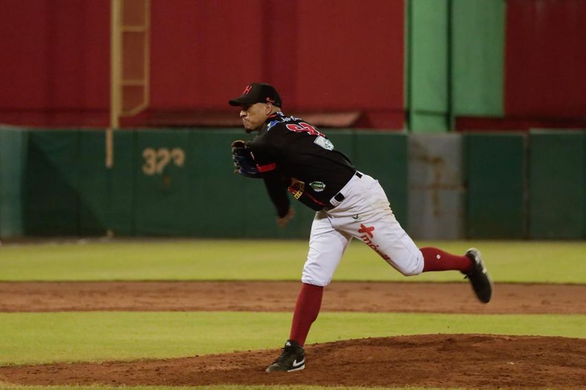 Béisbol Mayor 2025: Tabla de posiciones tras los partidos del lunes 14 de abril