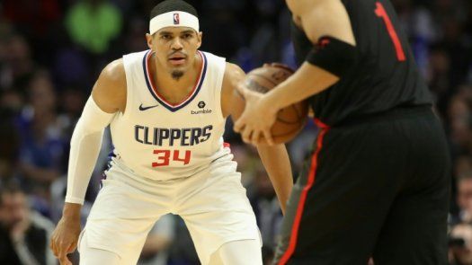 Tobias Harris asalta San Antonio y Rose se viste de héroe en la NBA