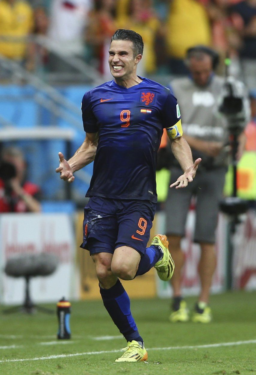 Golazo de Van Persie se convierte en tendencia en redes sociales