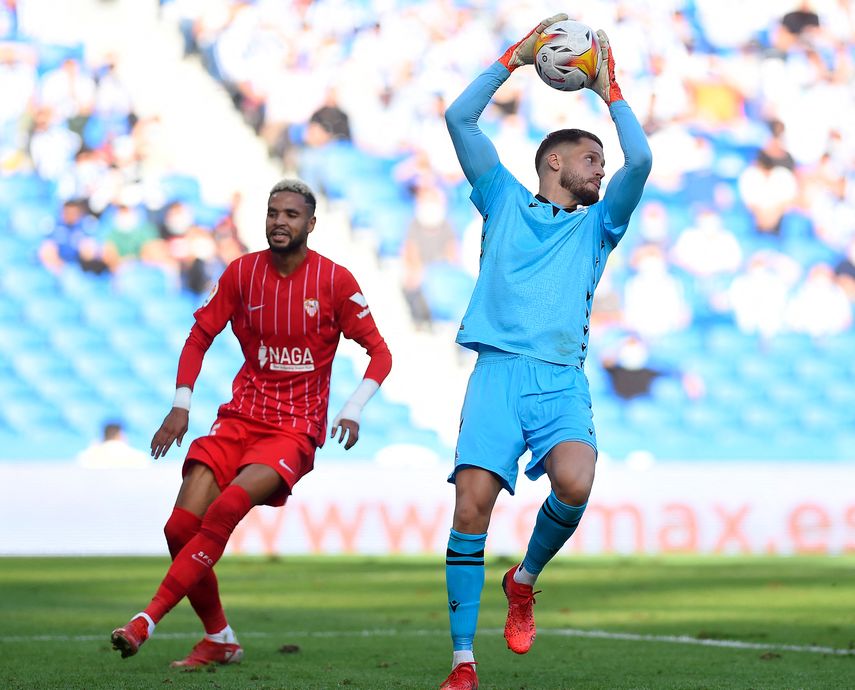 El Sevilla salva un empate ante la Real Sociedad