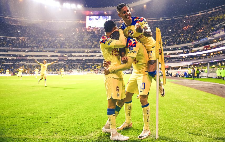 América golea al Guadalajara en el clásico número 250&nbsp; &nbsp; &nbsp; 