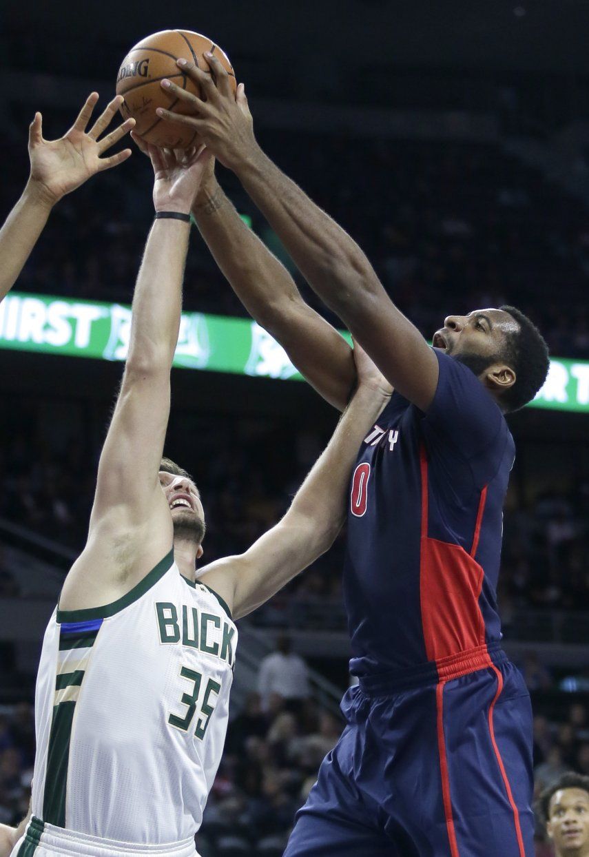 Gran noche de Drummond mantiene racha positiva de Pistons