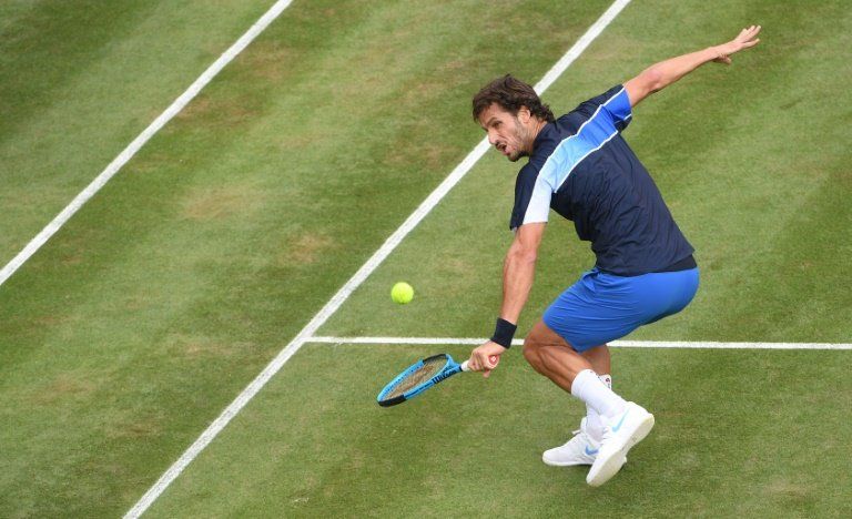 Feliciano López y Guido Pella avanzan a los cuartos de final de Stuttgart