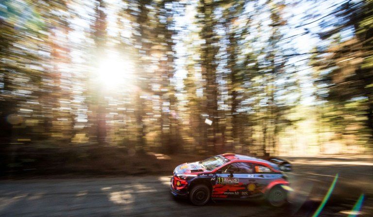 Neuville busca repetir triunfo en Portugal frente a la amenaza de Ogier y Tänak