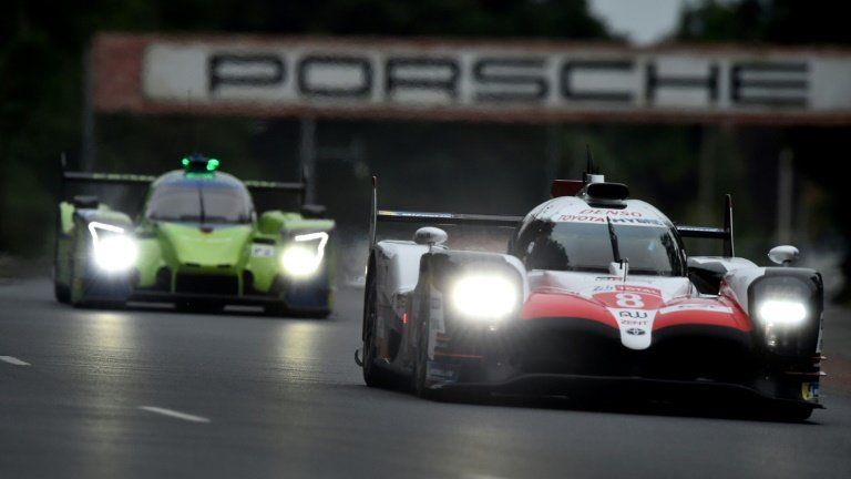 Fernando Alonso mantiene la pole provisional en 24 Horas de Le Mans
