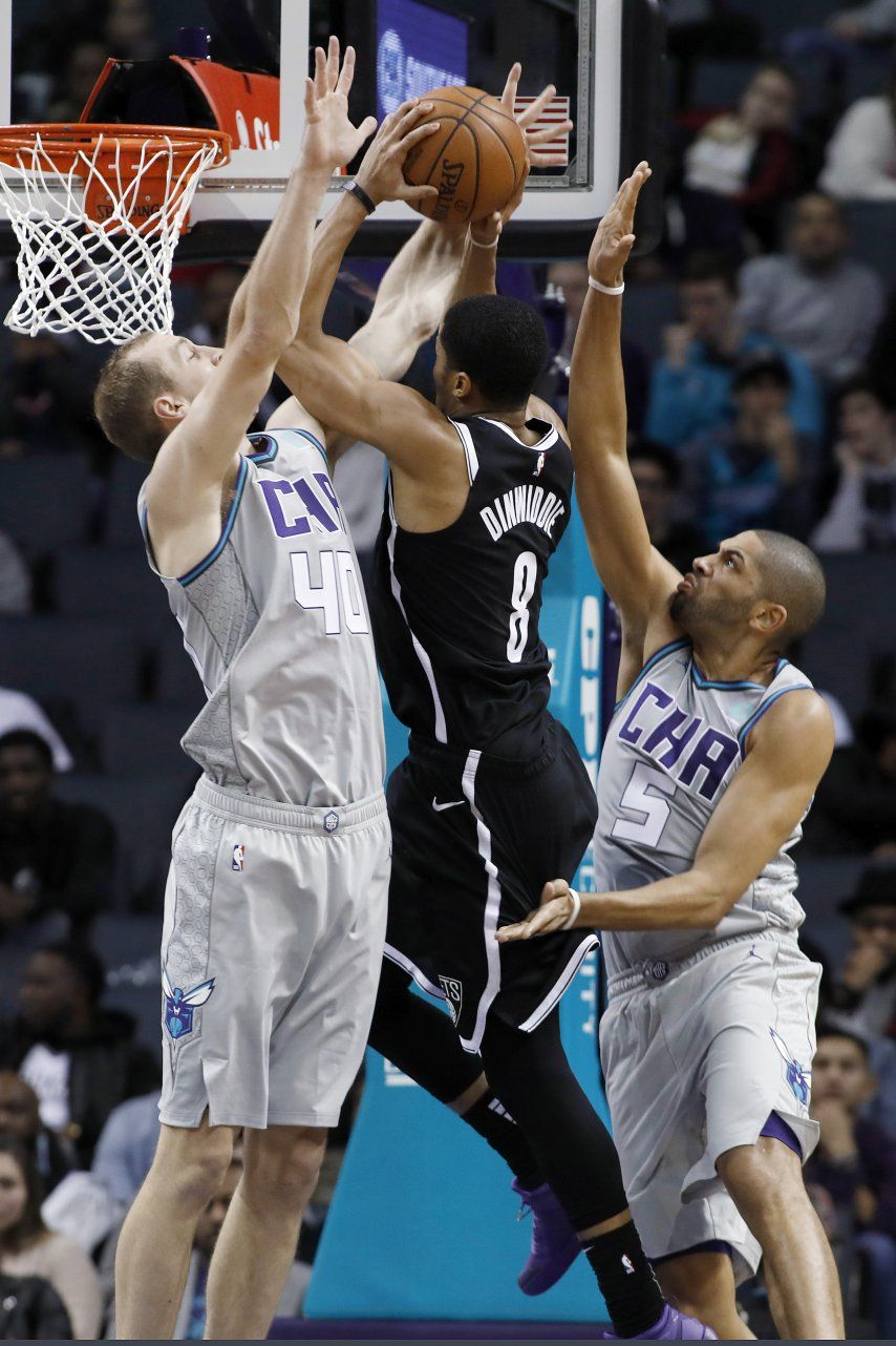 Con 22 puntos de Harris, Nets se imponen 111-104 a Hornets