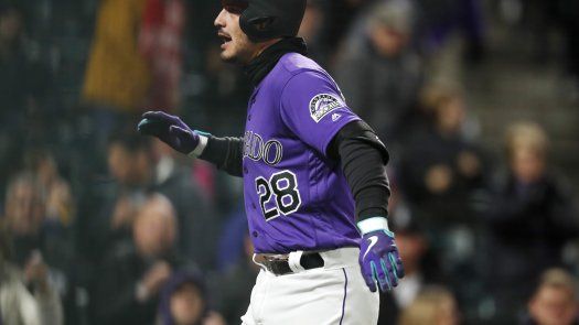 Arenado jonronea en hit 1.000, Rockies remontan a Nacionales