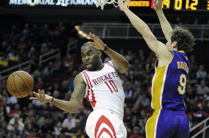 Harden y Rockets derrotan 126-97 a los Lakers