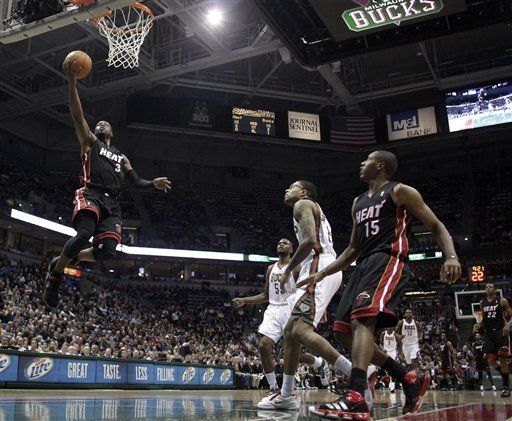 Heat alcanza quinta victoria consecutiva encabezado por Wade