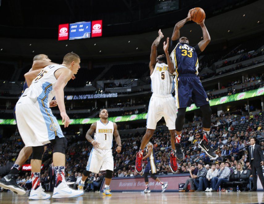 Con 20 puntos de Hayward, Jazz vencen a Nuggets