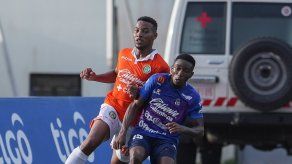 LPF: Dau rescata la victoria sobre el final.