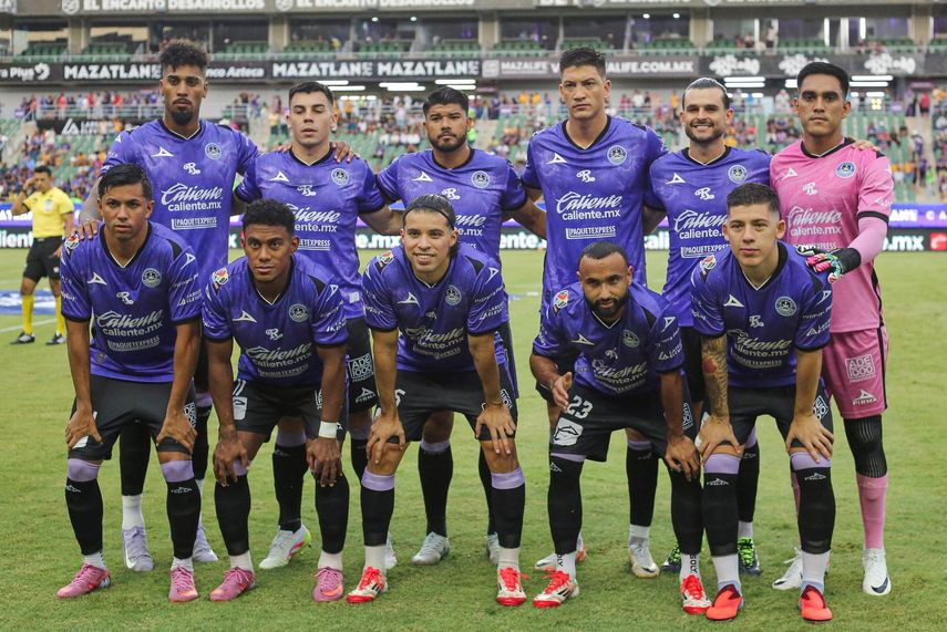 Édgar Yoel Bárcenas fue titular en el empate de Mazatlán ante Tigres