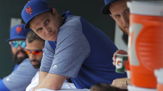 DeGrom deja su efectividad en 1.77, Mets blanquean a Rojos